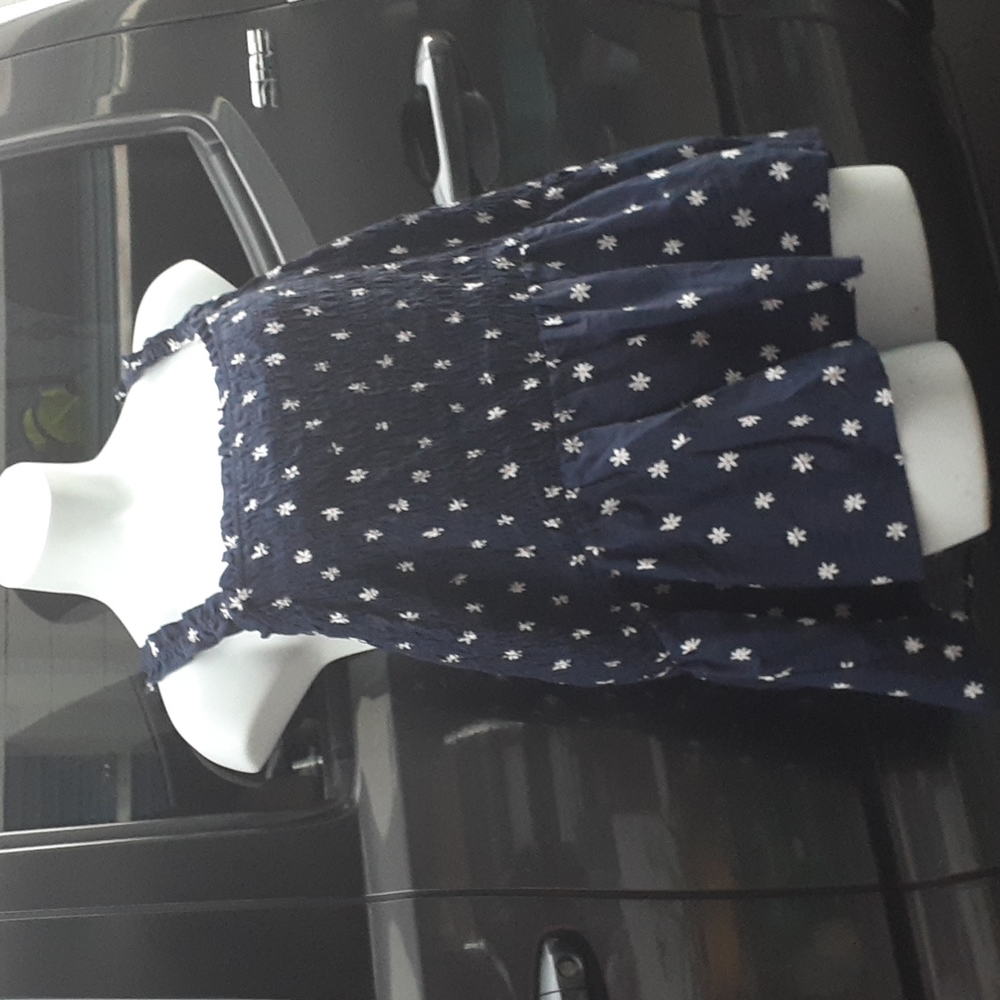 🌞 Ava & Viv Smocked Top NWT